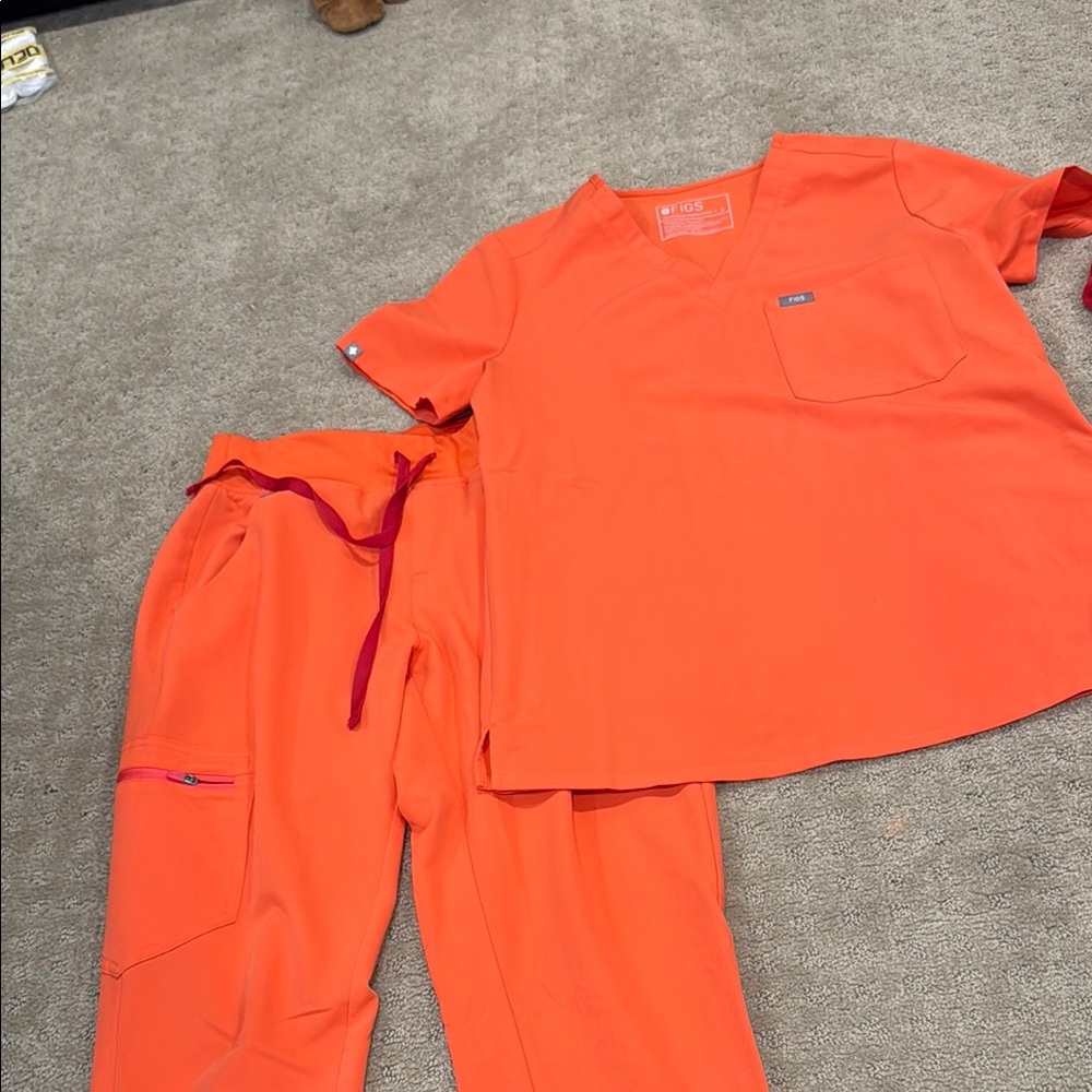 Figs Orange Jogger Set
